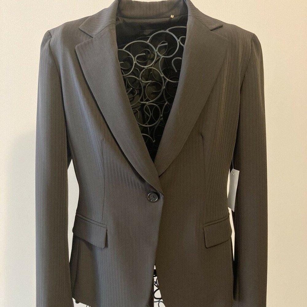 Tahari One-Button Lined Jacket Espresso Size 2 NWT